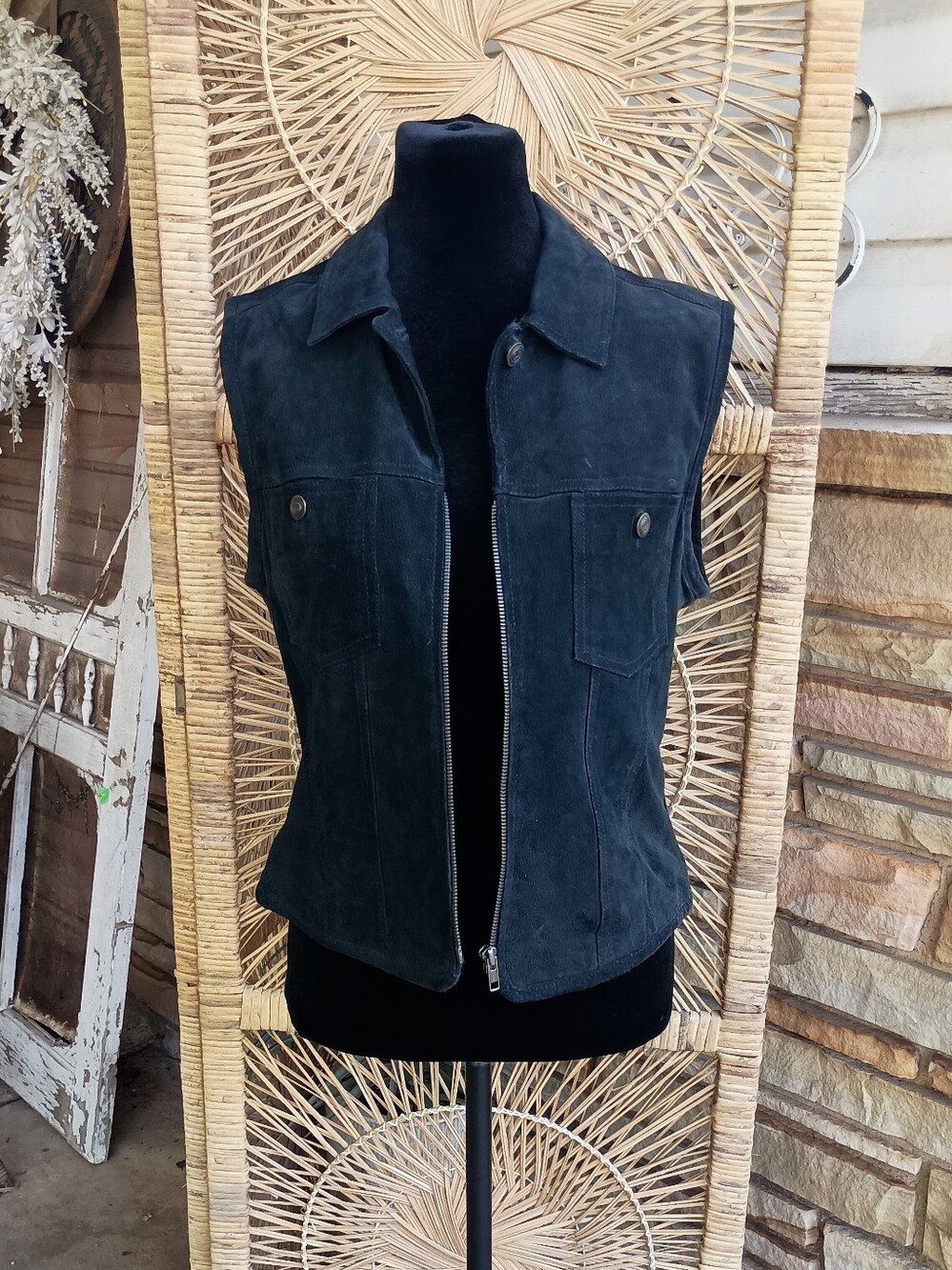 Vintage Harold's Black Suede Leather Zip-Front Sleeveless Vest_M